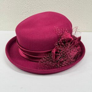 VTG Georgi Ladies Felt Bowler Hat Deep Pink Satin Band One Size 7" Diameter